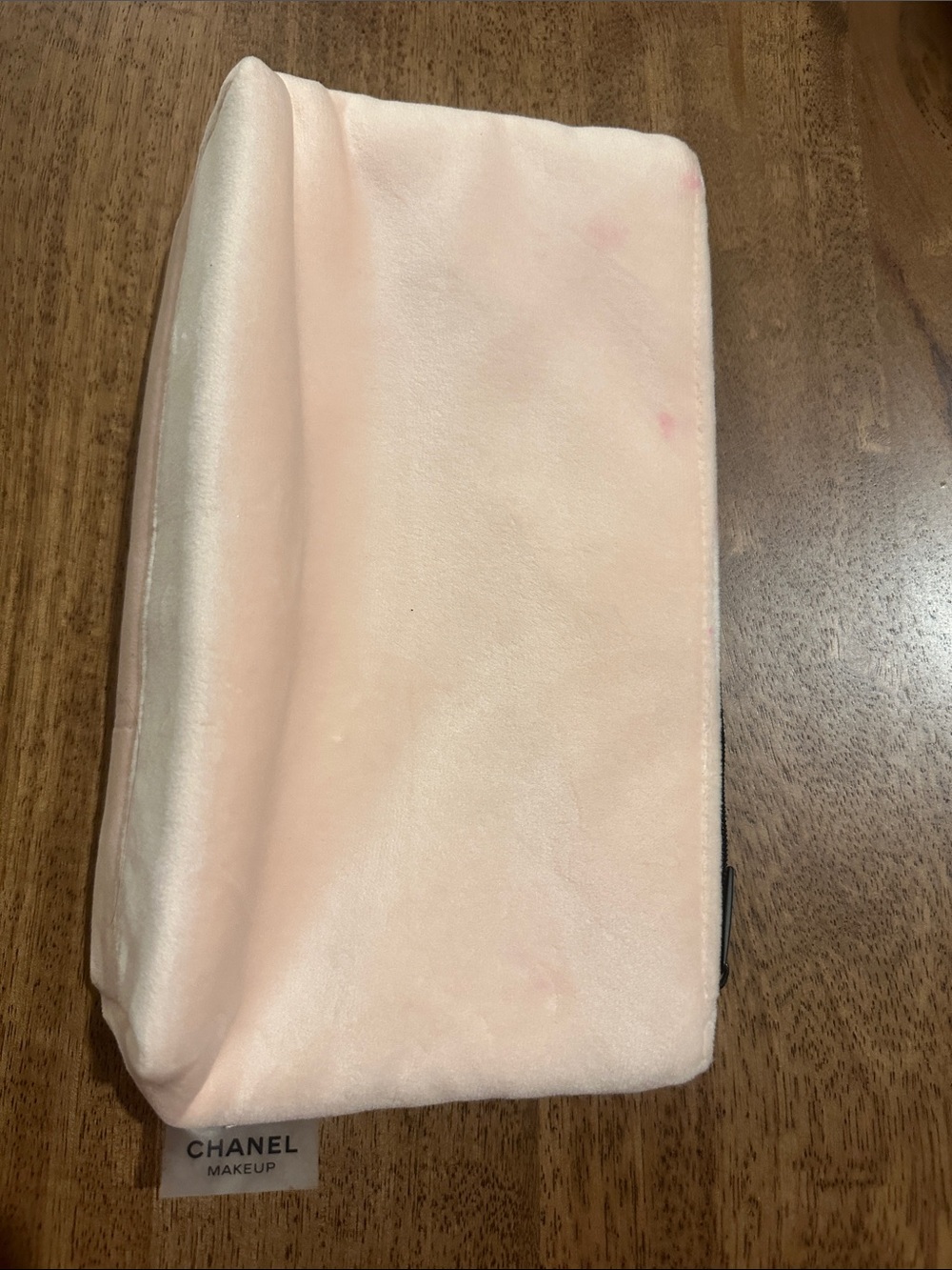 🆕 Chanel Cosmetic Bag Velvet Peachy/Pink